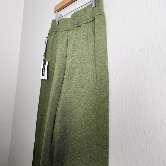 NEW Callahan Knitwear Revolve Two Piece Set Top and Bottom Knit Set Sage Green - Picture 15 of 16